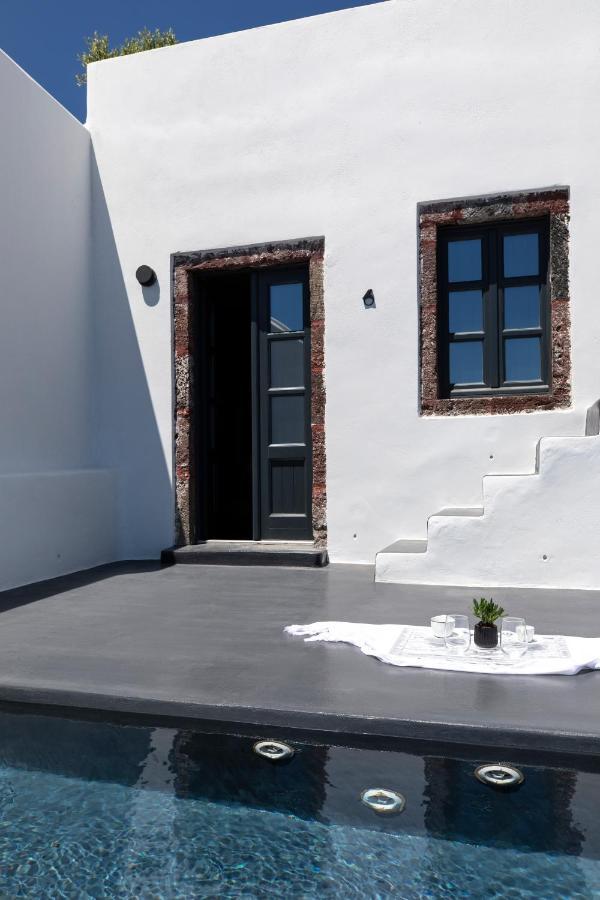 Abyss Santorini Hotel Oia  Exterior photo