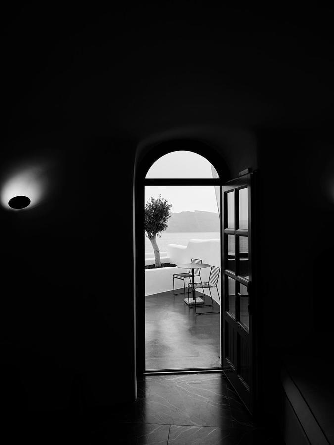 Abyss Santorini Hotel Oia  Exterior photo