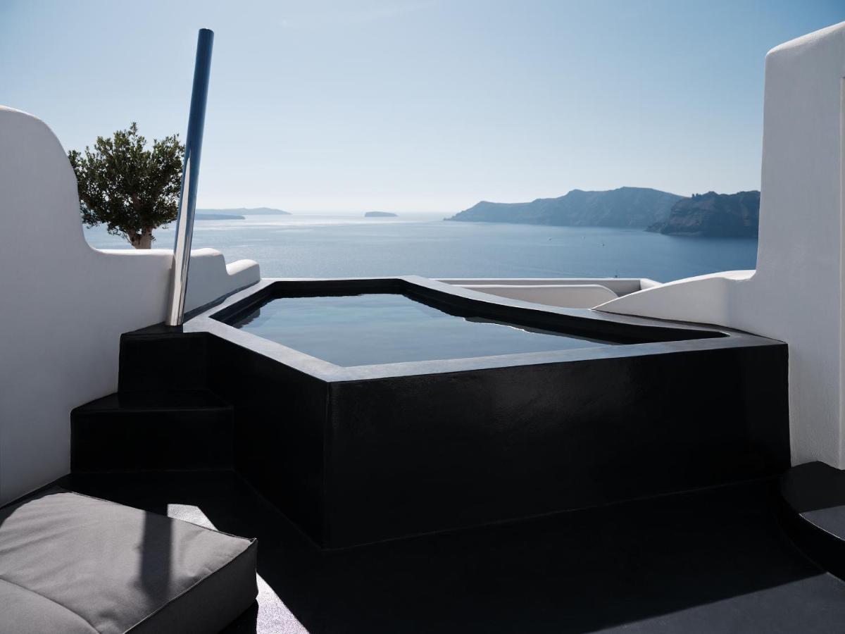 Abyss Santorini Hotel Oia  Exterior photo